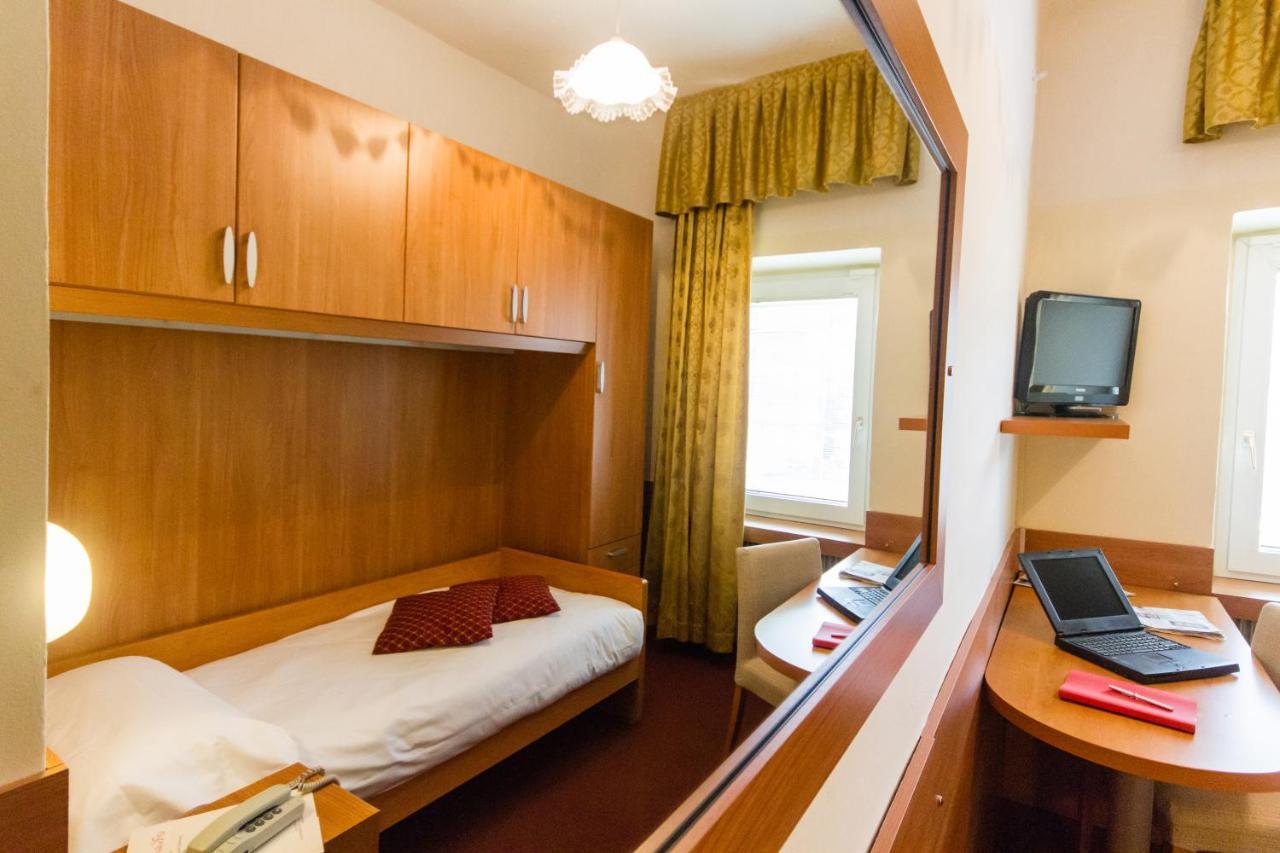 Hotel Sant'Ilario Rovereto  Dış mekan fotoğraf