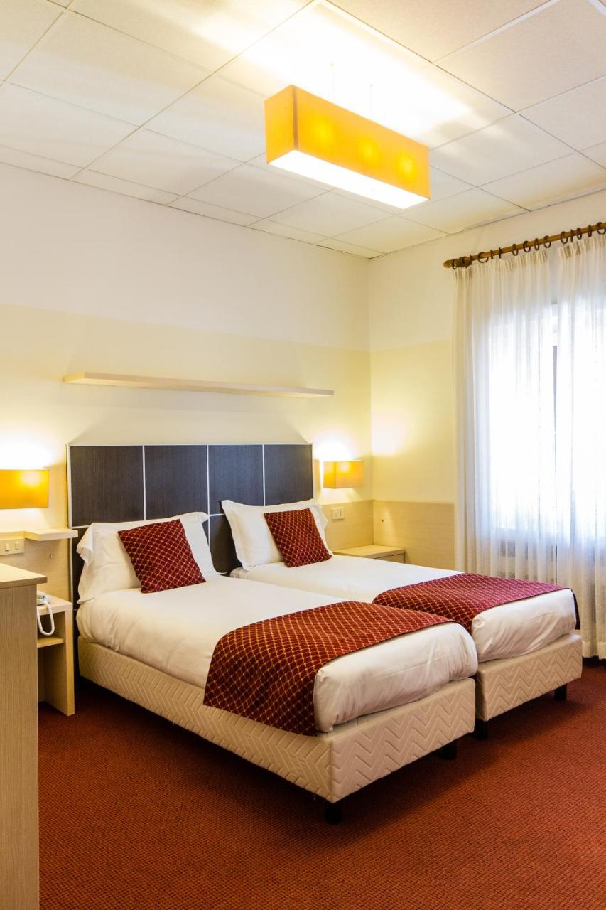 Hotel Sant'Ilario Rovereto  Dış mekan fotoğraf
